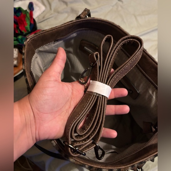 Large Tote - Picture 2 of 4